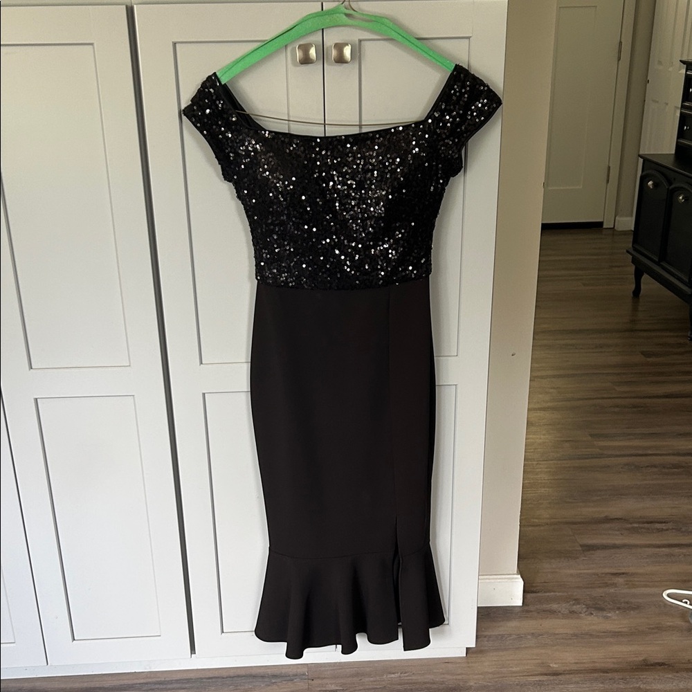 Guess off the shoulder sequin midi dress